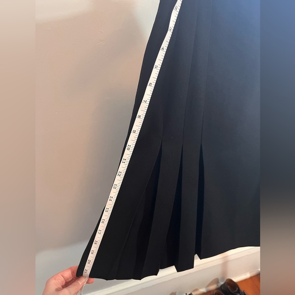 Vintage Jones New York Pleated Mini Skirt - Picture 9 of 11